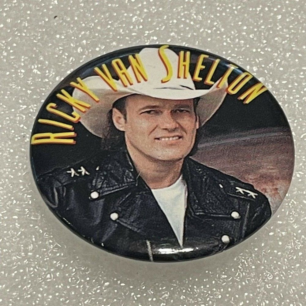 Vtg  1993 Ricky Van Shelton A Bridge I Didn’t Burn Tour Promo Button Pin Pinback